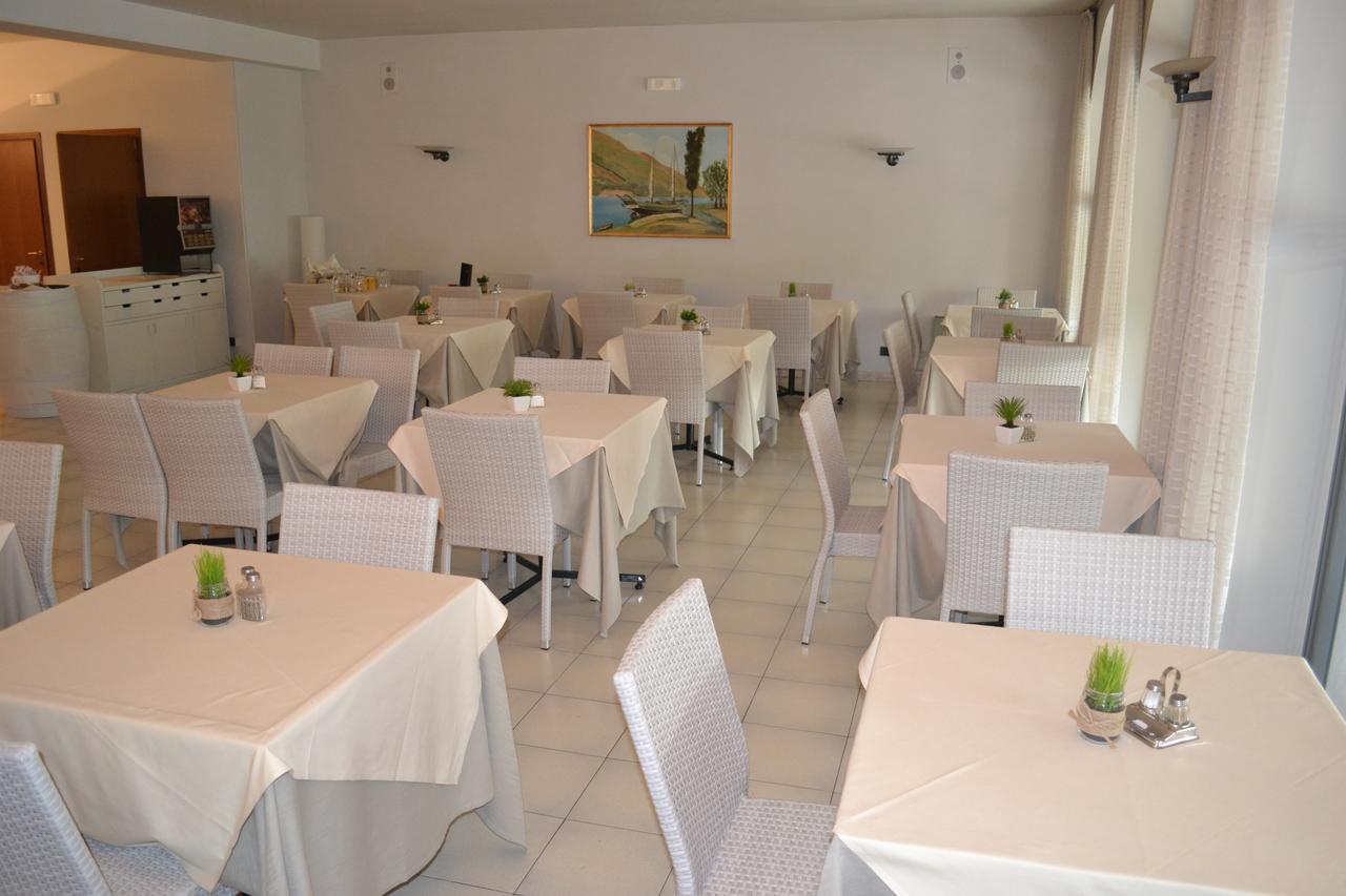 Hotel Smeraldo 3*